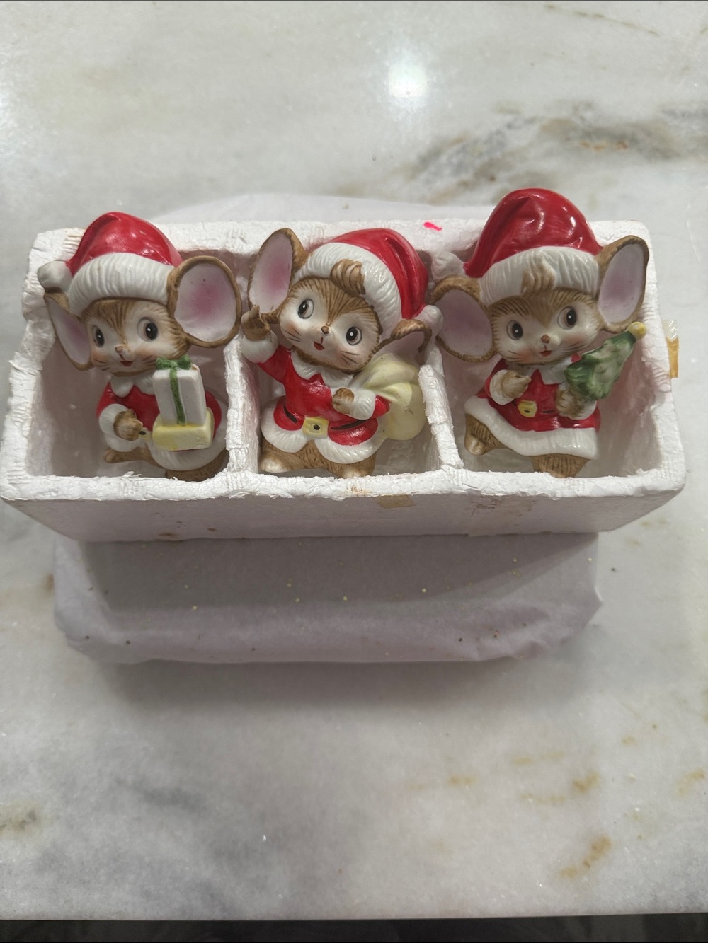 Set of 3 Homco Santa Mouse Christmas Figurines - Red & White